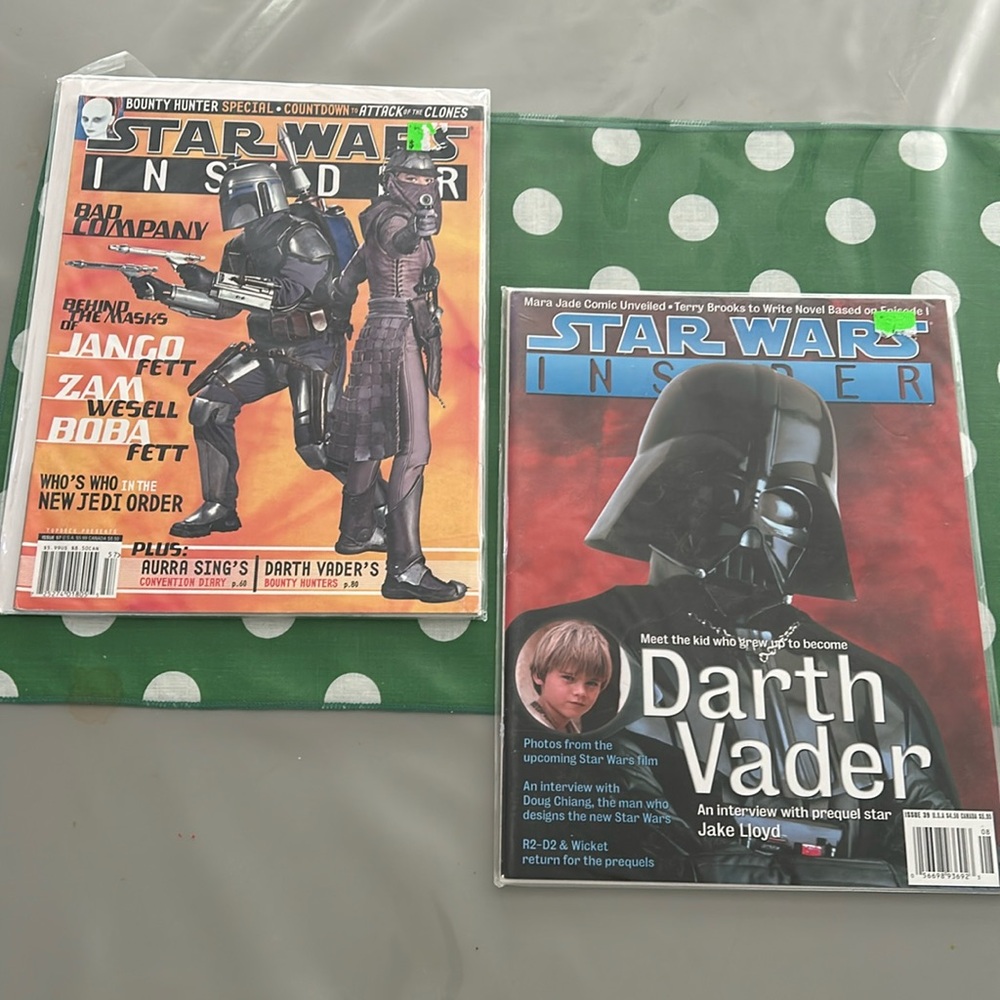 🛍️ Star Wars Insider, Issue 39 and 57 magazines are in sleeve.